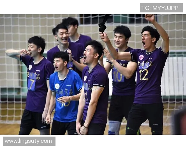 上海排球队的奋斗历程与荣耀时刻全景回顾 上海排球队的奋斗历程与荣耀时刻全景回顾