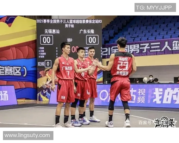 深圳篮球队在世界锦标赛积分榜中以72分稳居第一名展现强劲实力 深圳篮球队在世界锦标赛积分榜中以72分稳居第一名展现强劲实力