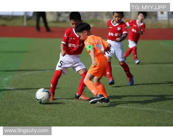 上海足球队荣登足球战术排行榜第七名展现实力与潜力 上海足球队荣登足球战术排行榜第七名展现实力与潜力