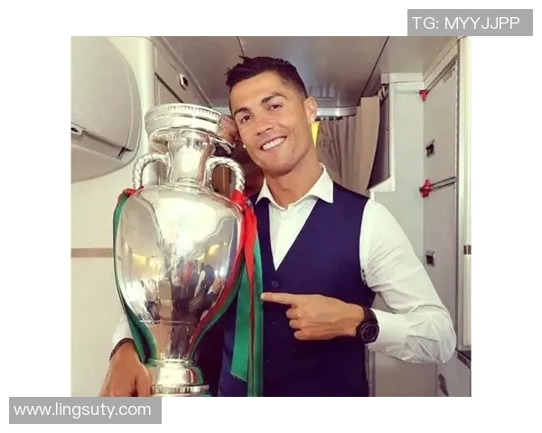 优雅与激情交融的绿茵传奇最儒雅的足球明星风采探寻